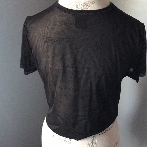 Urban Savage Crop Top workout Mesh with Ruching - Picture 10 of 11